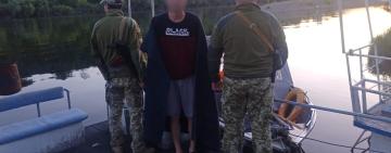  Кохання не перемогло: прикордонники затримали іноземця, який намагався вплав потрапити на побачення до української нареченої