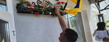 У ліцеї на Одещині відкрили меморіальну дошку двом загиблим воїнам