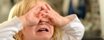 На Одещині в приватному дитсадку вихователі цькували і ображали дворічну дитину (відео) 