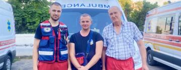 Двічі повертали до життя в кареті «швидкої»: одеські медики "екстренки" врятували чоловіка, що хотів вкоротити собі віку