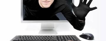 Шахрай встиг ошукати семеро людей на продажі «брендових» капців