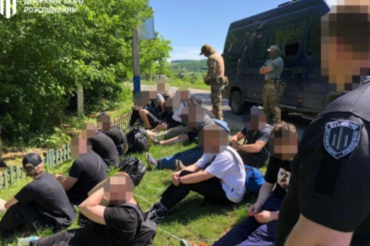 На Одещині за один раз намагалися переправити через кордон сотню чоловіків