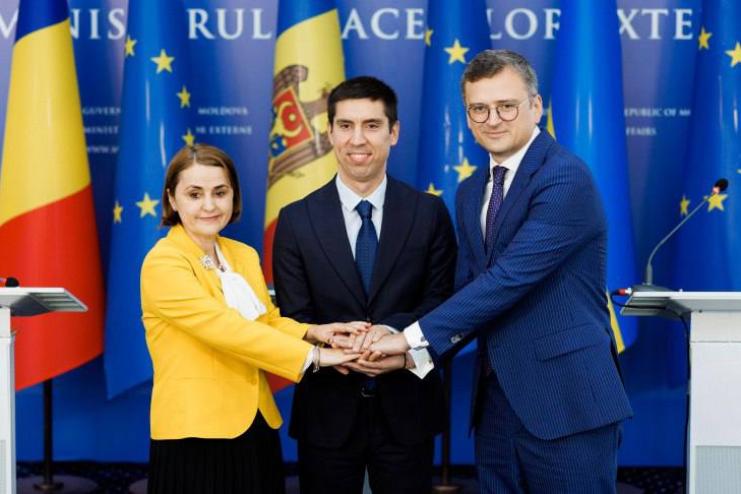 Молдова висловила готовність забезпечити постачання електроенергії в Україну