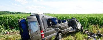 Автоцистерна зіткнулася з маршруткою: в ДТП на Рівненщині загинули 14 людей