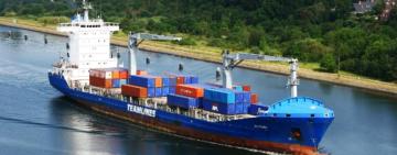Лідер контейнерних перевезень повернувся: перше судно пришвартувалося в одеському порту