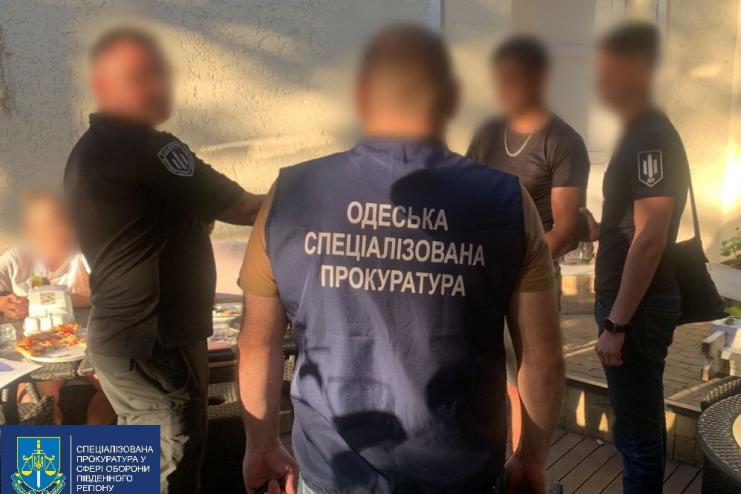 На Одещині командир відділення просив «відкат» за «відгули» військового 