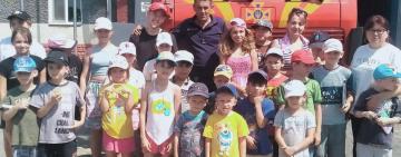 Тарутинські рятувальники влаштували екскурсію для вихованців дитячого притулку