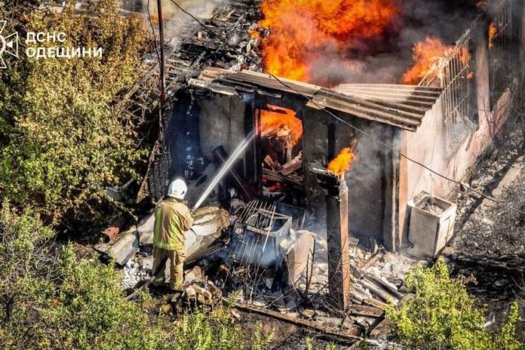 Масштабні пожежі в Одеській області: рятувальники 36 разів виїжджали на ліквідацію вогню
