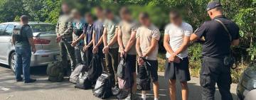 На Одещині викрили двох ділків, які за 600 000 грн планували переправити шістьох чоловіків за кордон