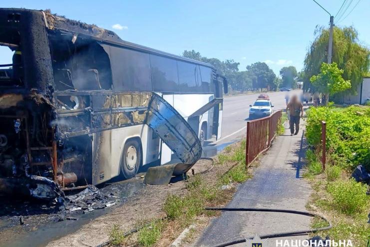 На Одещині одразу два пасажирські автобуси потрапили в ДТП