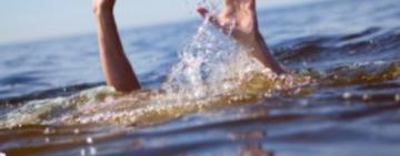 У Дунаї зникла дівчинка після пірнання: пошуки дитини тривають