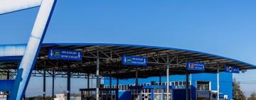 40 тисяч доларів у багажі: на кордоні з Одещиною затримали порушницю