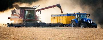 Фермери Одеської області завершили збір ранніх зернових: нові досягнення аграріїв