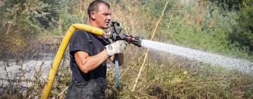 Пожежі на відкритих територіях та екосистемах продовжуються, - ДСНС