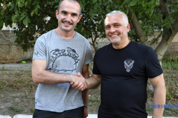Голова Одеської ОВА зустрівся із бойовим медиком, який оголосив голодування через жахливі умови в лікарні на Одещині