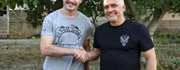 Голова Одеської ОВА зустрівся із бойовим медиком, який оголосив голодування через жахливі умови в лікарні на Одещині