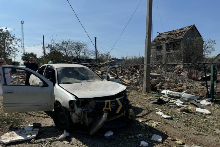 «Дружина, мама і батько з контузіями в лікарні, вибухом знесло гараж»: житель Одещини розповів про ракетний обстріл