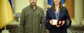 Президент вручив олімпійським чемпіонкам з Одеси державні нагороди