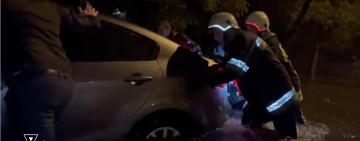 Негода в Одесі: рятувальники витягнули 18 автівок із затоплених вулиць