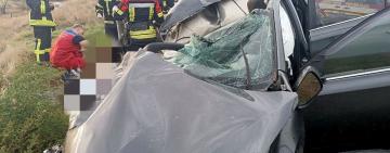 Смертельна троща на Одещині: внаслідок зіткнення легковика і бензовоза, загинула жінка