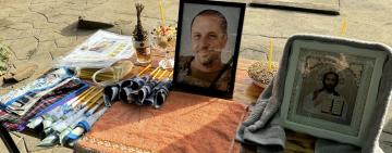 На руках односельців повернувся додому: на Одещині в останню путь провели захисника України Андрія Заволоку