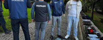 Голова громадської організації продавав довідки про непридатність до служби