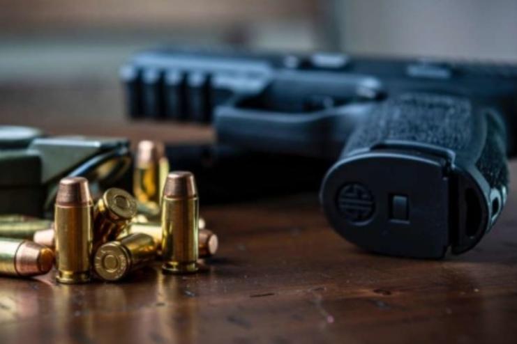 В Україні дозволили цивільним застосовувати під час війни зброю, яку вони знайшли і зареєстрували