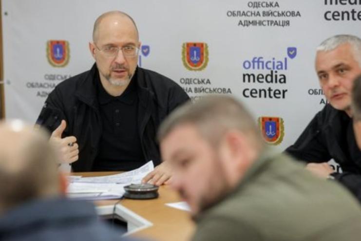 Виділили 2,7 млрд грн на фортифікації: про що говорили на регіональному засіданні уряду в Одесі