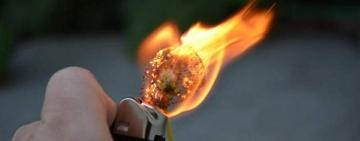 Мешканець Одещини облив свою співмешканку бензином та підпалив