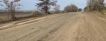 У громаді Болградського району нарешті зробили аварійну дорогу проїзною