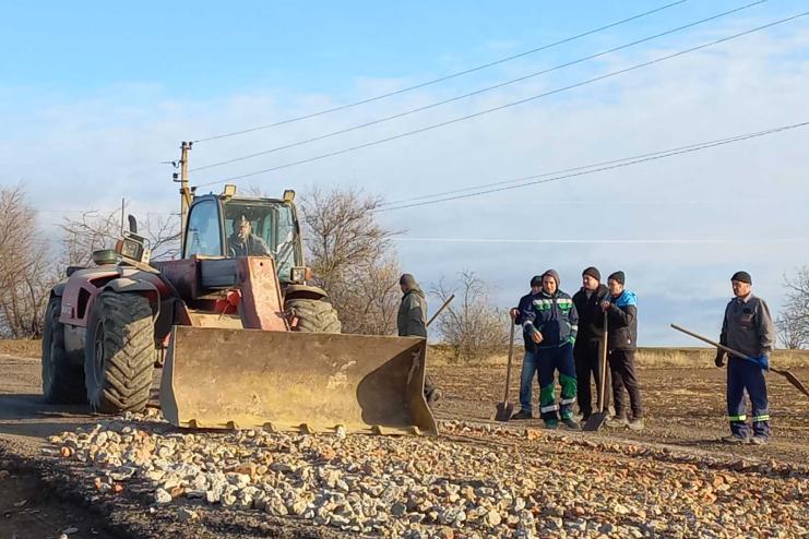 У селі Тарутинської громади проводиться ремонт вуличних доріг