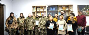 До Дня Збройних сил України в Кілії нагородили військовослужбовців і волонтерів
