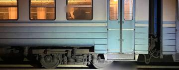 Правоохоронці Одещини встановлюють обставини загибелі чоловіка на залізничній платформі