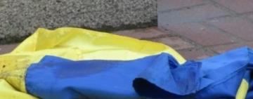 В Одеській області суд ухвалив вирок чоловіку за наругу над державним прапором