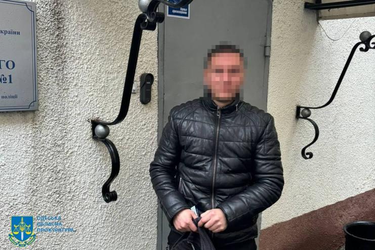 В Одесі викрито державного виконавця на хабарі у 50 тисяч гривень