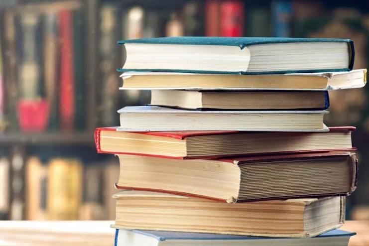 Програма "єКнига" запрацювала — 18-річні українці можуть отримати від держави гроші на книжки