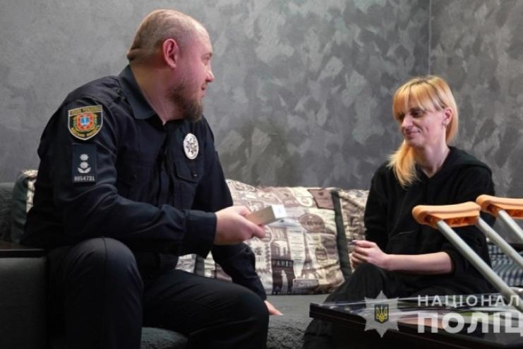 Поліцейський з Одещини, попри власні поранення, врятував двох людей (відео)