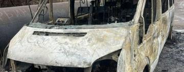 В Одесі невідомі спалили евакуаційний автобус благодійного фонду