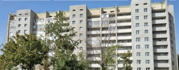 Відбудова постраждалого внаслідок ракетного обстрілу будинку у Сергіївці: роботи тривають (відео)