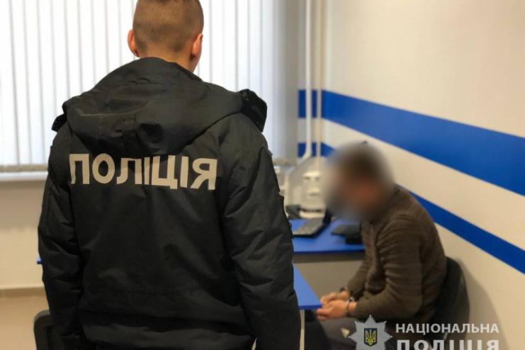 Вдерся в магазин і пограбував продавчиню: на Одещині затримали 32-річного зловмисника