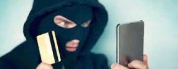 «Ваш банківський рахунок зламали»: 19-річний житель Одещини обдурив шістьох людей