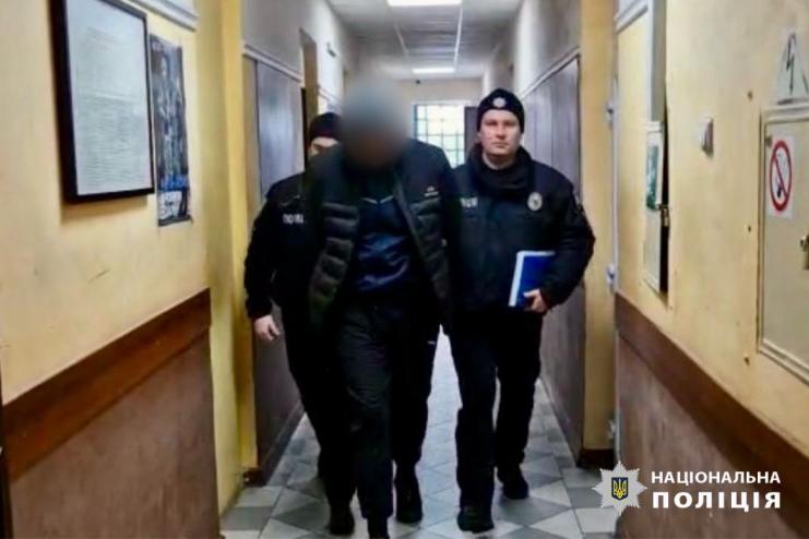 Мешканець Одещини підозрюється у злочинах сексуального характеру відносно малолітньої дівчинки