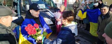 Вилківська громада зустріла Героя Дмитра Буркана, який повернувся з полону