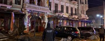 Нічний ракетний удар по центру Одеси: поранені люди, пошкоджені памʼятки архітектури