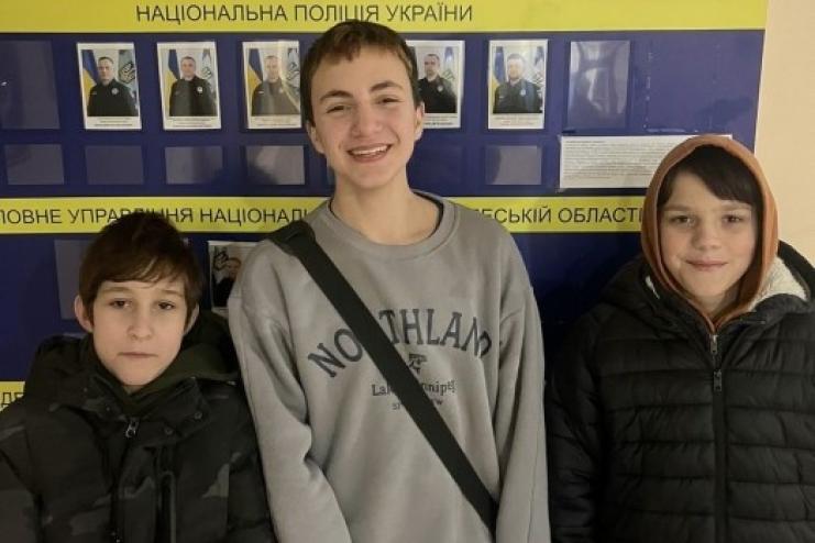 Одещина: вже вчетверте в розшуку троє хлопців, які втекли з реабілітаційного центру