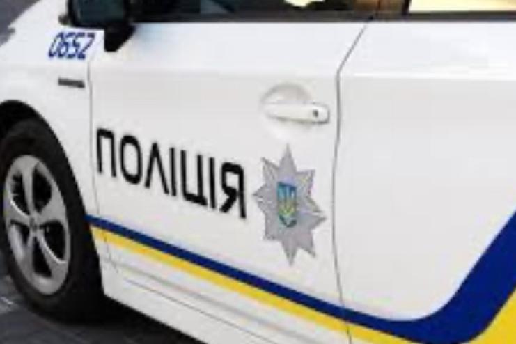 Поліцейські розслідують обставини ДТП за участю правоохоронців