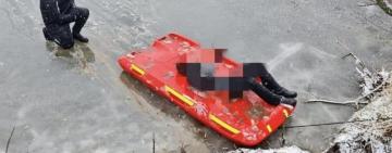 Провалилися під лід: на Херсонщині виявили тіла трьох потонулих дітей