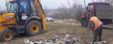 В Арцизі КП "Благоустрій" знову прибирав стихійне звалище