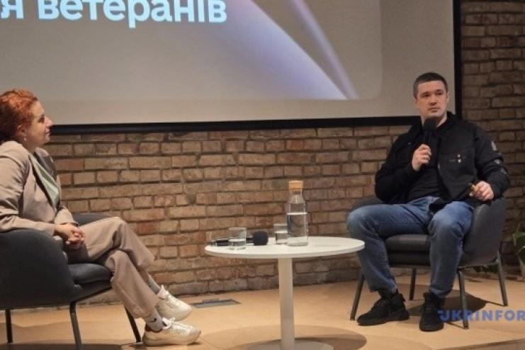 Дозвіл на зброю в «Дії»: Федоров анонсував запуск послуги для всіх українців