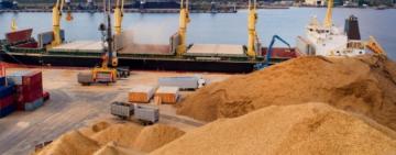 Експорт зерна Українським морським коридором сягнув 70 млн. тонн